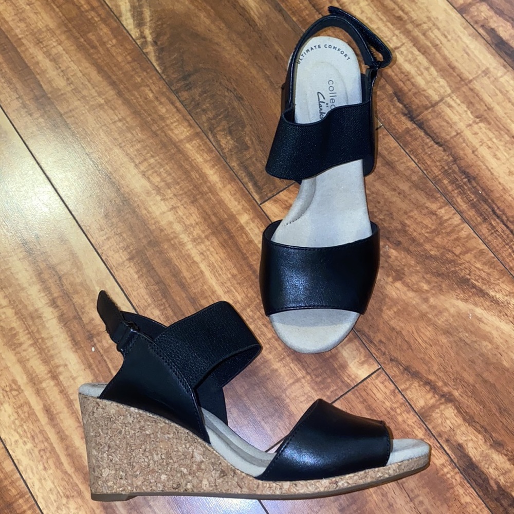 CLARKS size 6W 6 wide Lafley Lily sandals wedge